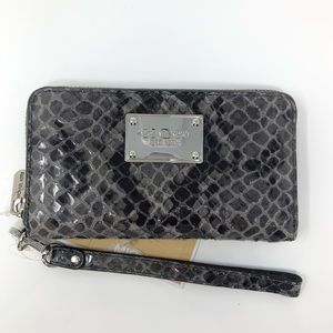 Michael Kors iPhone Wristlet Wallet